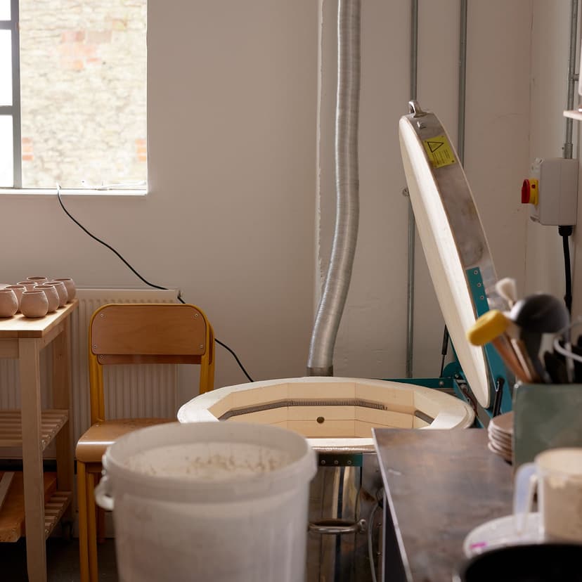 Apple&Pear pottery studio workspace showing ceramic production setup and maker tools